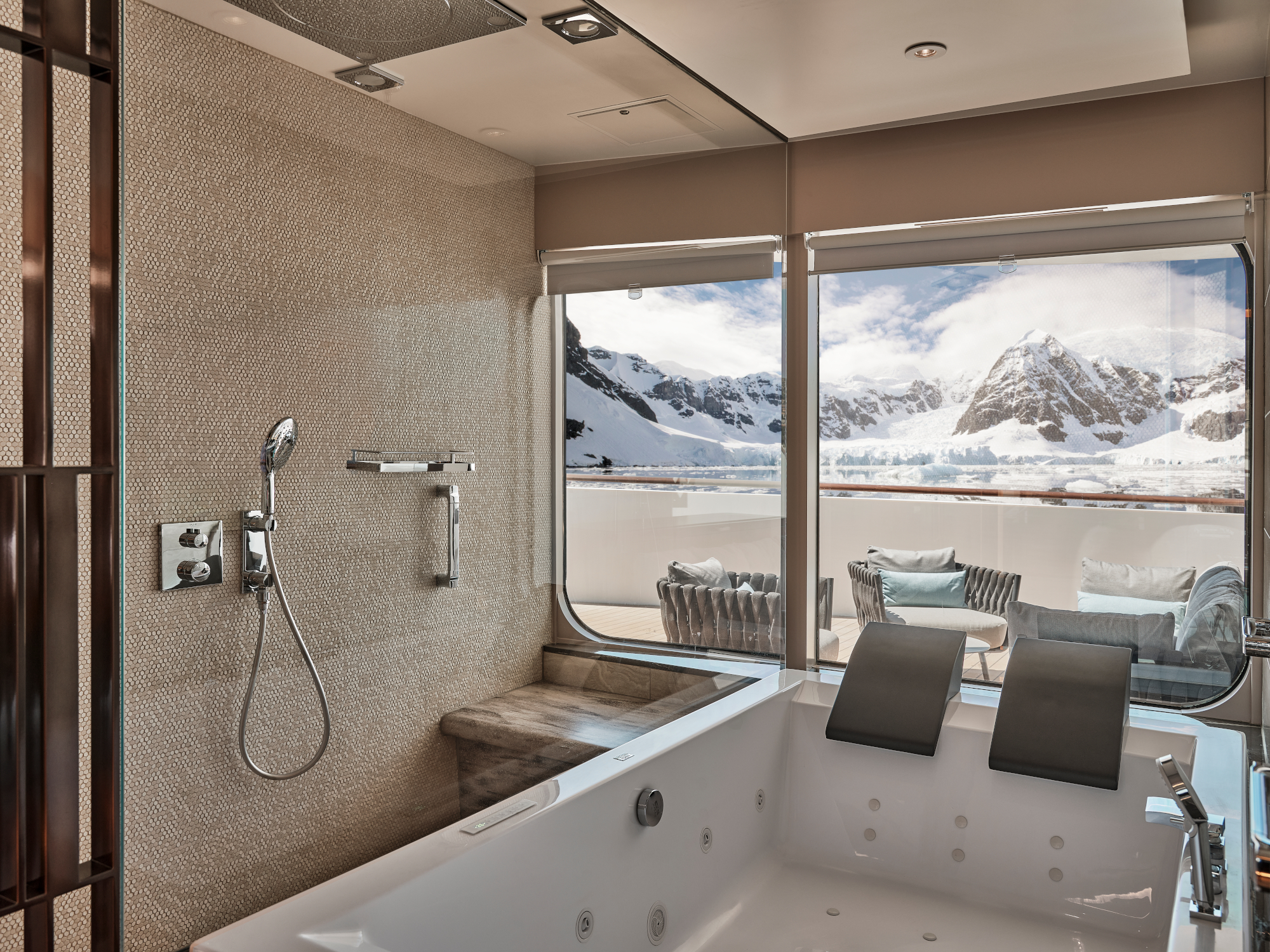 MyCruise Silversea Silver-Endeavour Kahytter Suite G15